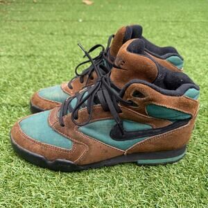 Nike ACG Men's 1990's Caldera Vintage Hiking Boots Brown Green